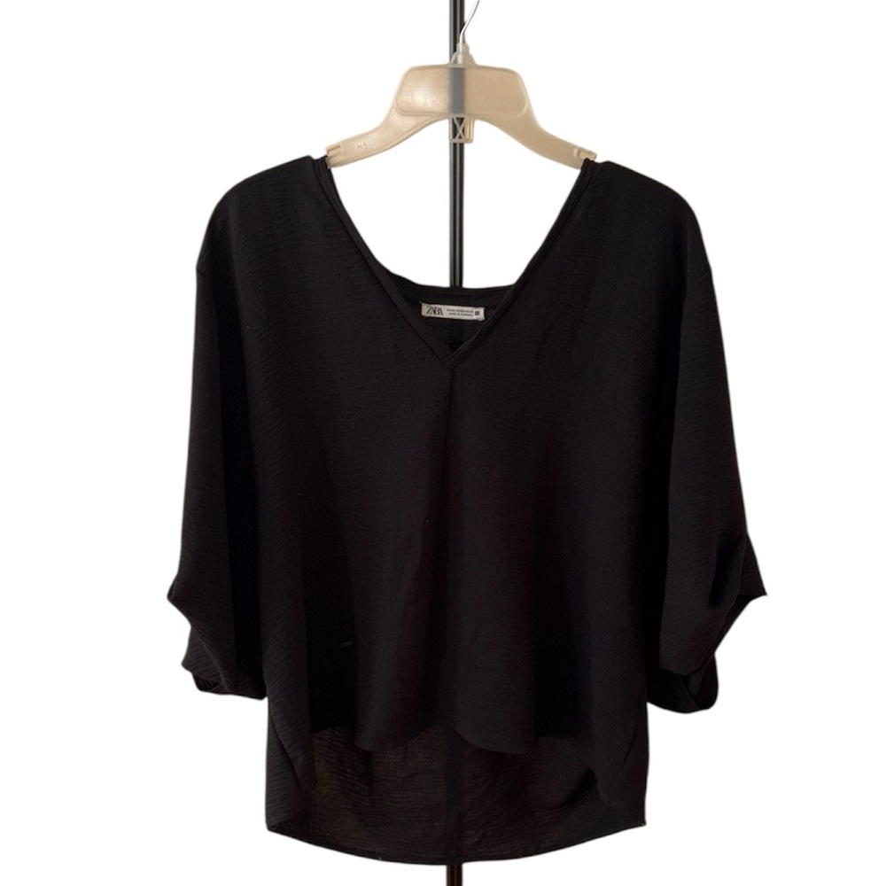 Zara Black VNeck Top